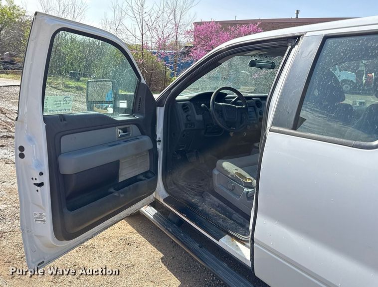 image for item ED4142 2011 Ford F150 SuperCab pickup truck