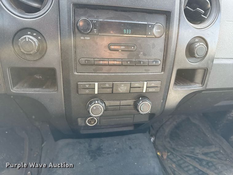 image for item ED4142 2011 Ford F150 SuperCab pickup truck