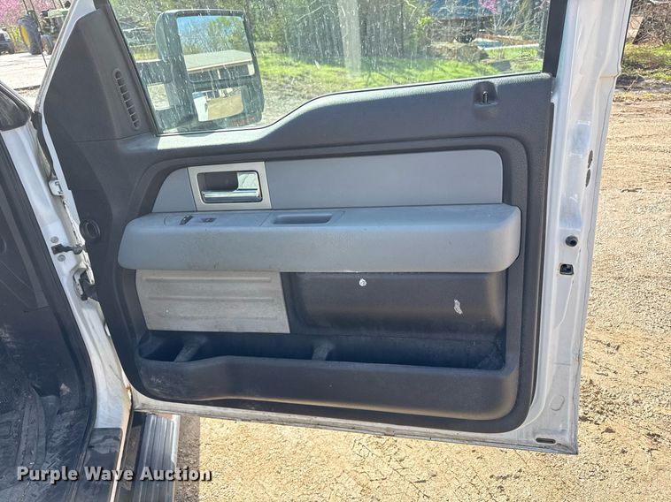 image for item ED4142 2011 Ford F150 SuperCab pickup truck