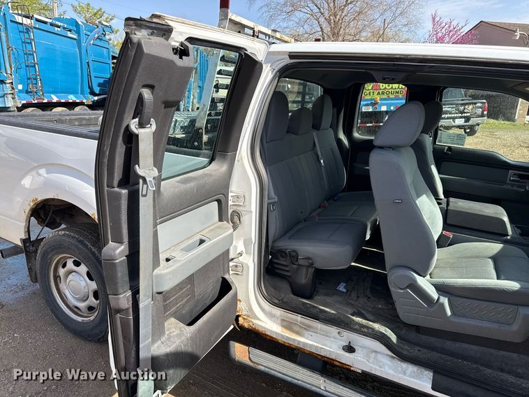 image for item ED4142 2011 Ford F150 SuperCab pickup truck