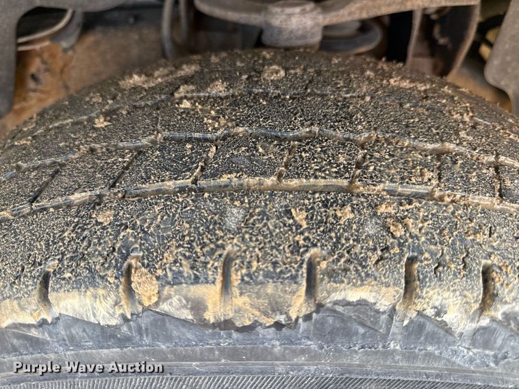 image for item ED4142 2011 Ford F150 SuperCab pickup truck