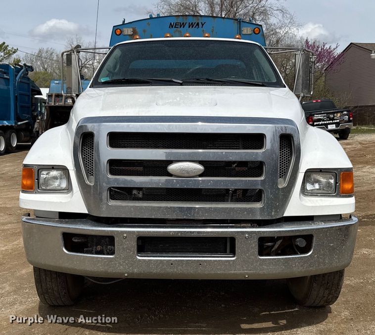 image for item ED4144 2008 Ford F650 refuse truck