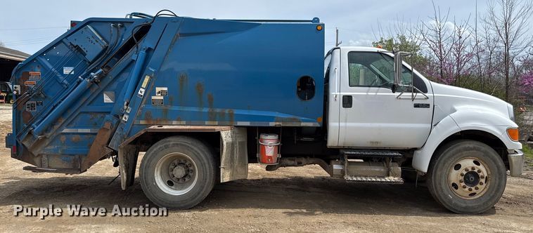 image for item ED4144 2008 Ford F650 refuse truck