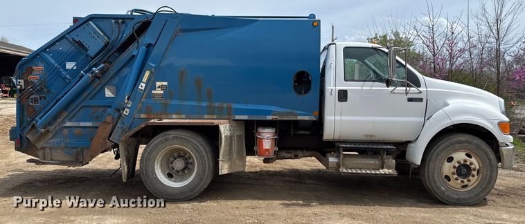 image for item ED4144 2008 Ford F650 refuse truck