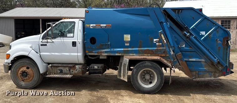 image for item ED4144 2008 Ford F650 refuse truck