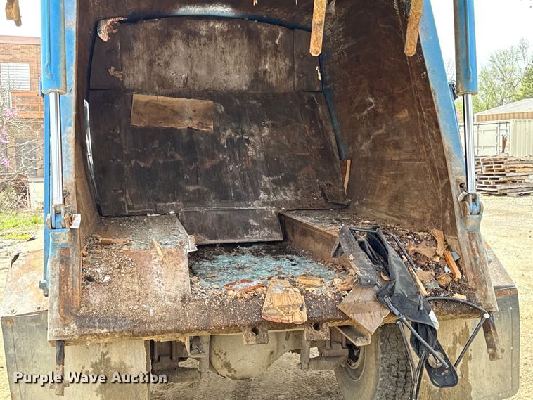 image for item ED4144 2008 Ford F650 refuse truck