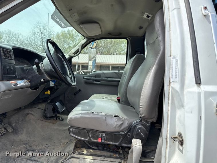 image for item ED4144 2008 Ford F650 refuse truck