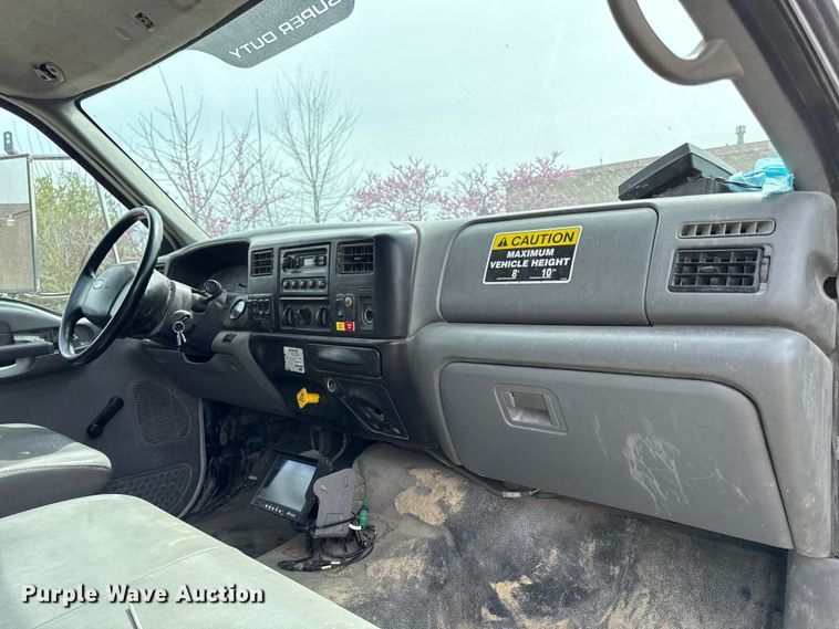 image for item ED4144 2008 Ford F650 refuse truck