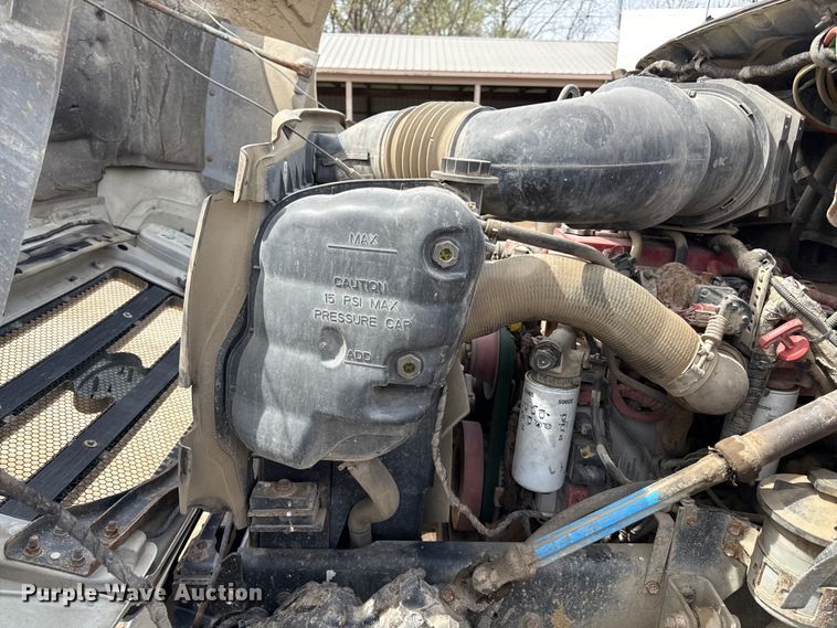 image for item ED4144 2008 Ford F650 refuse truck