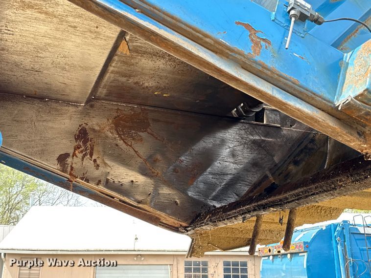 image for item ED4144 2008 Ford F650 refuse truck