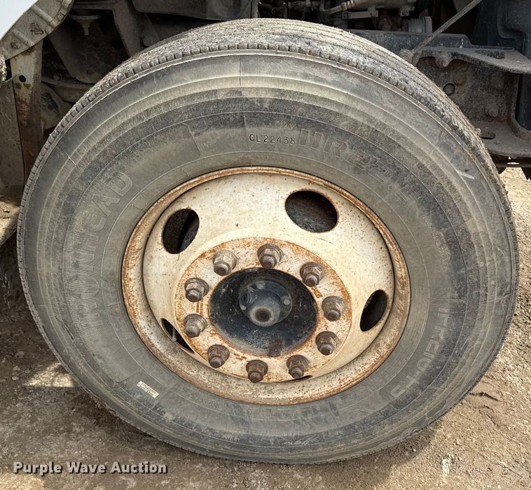 image for item ED4144 2008 Ford F650 refuse truck