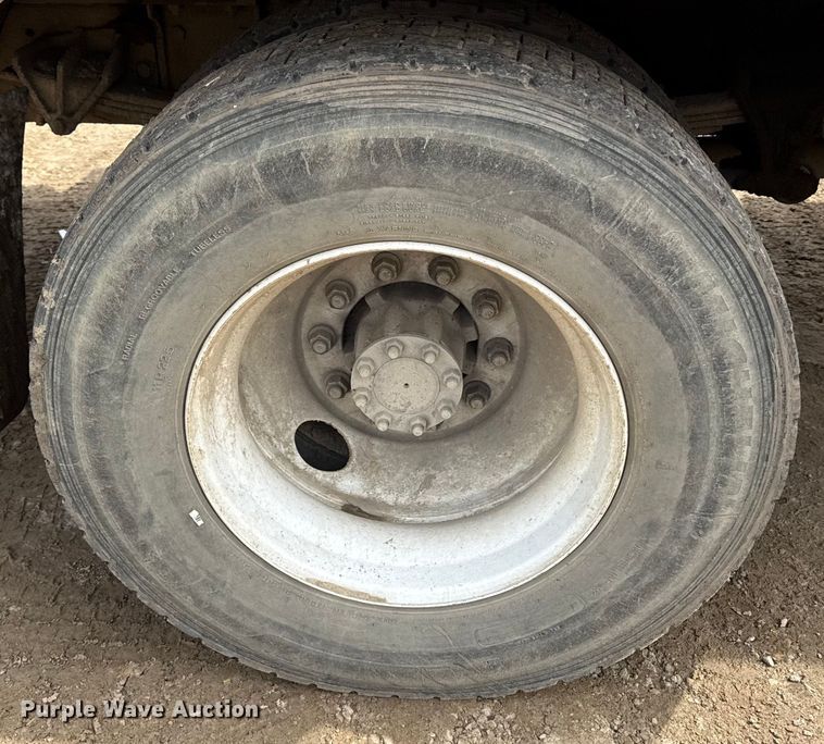 image for item ED4144 2008 Ford F650 refuse truck