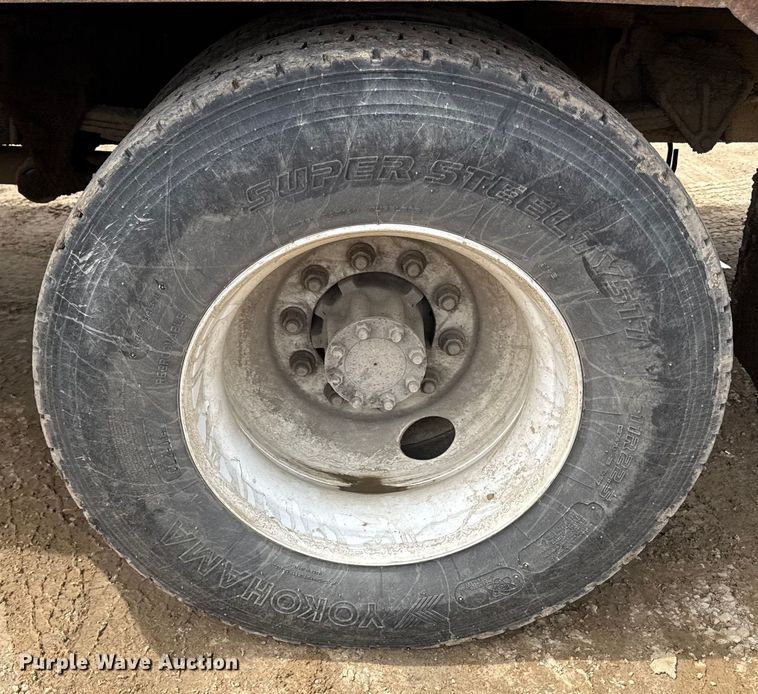 image for item ED4144 2008 Ford F650 refuse truck