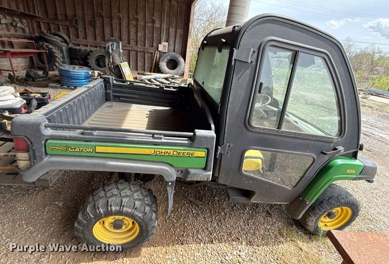 image for item ED4145 2014 John Deere Gator 625I utility vehicle