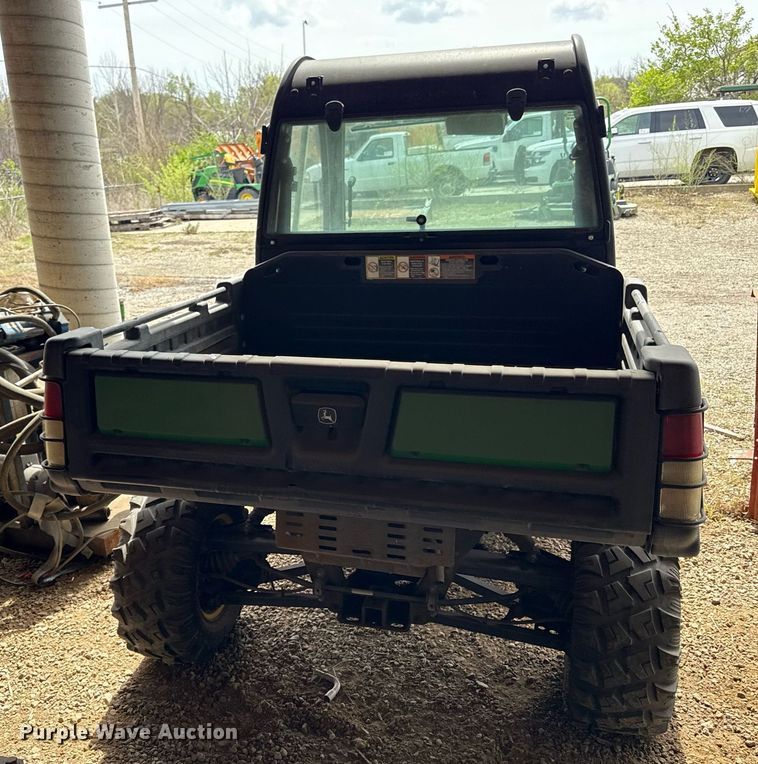 image for item ED4145 2014 John Deere Gator 625I utility vehicle