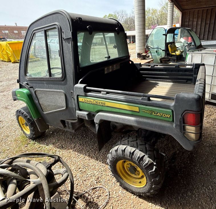 image for item ED4145 2014 John Deere Gator 625I utility vehicle