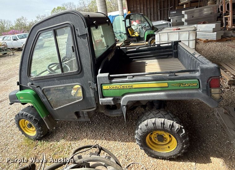 image for item ED4145 2014 John Deere Gator 625I utility vehicle