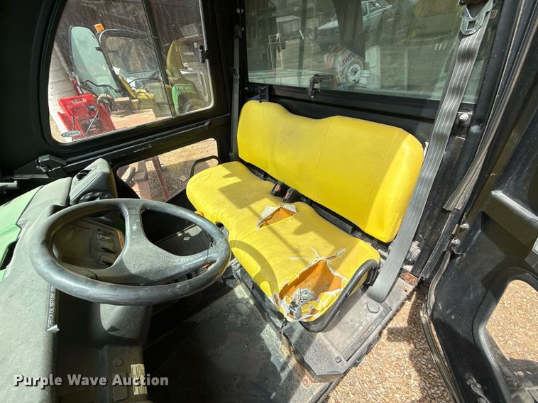 image for item ED4145 2014 John Deere Gator 625I utility vehicle