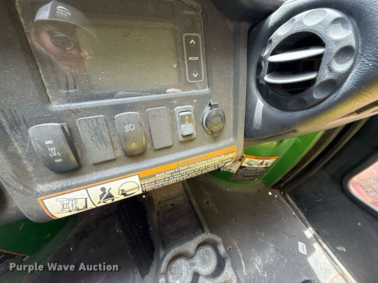 image for item ED4145 2014 John Deere Gator 625I utility vehicle