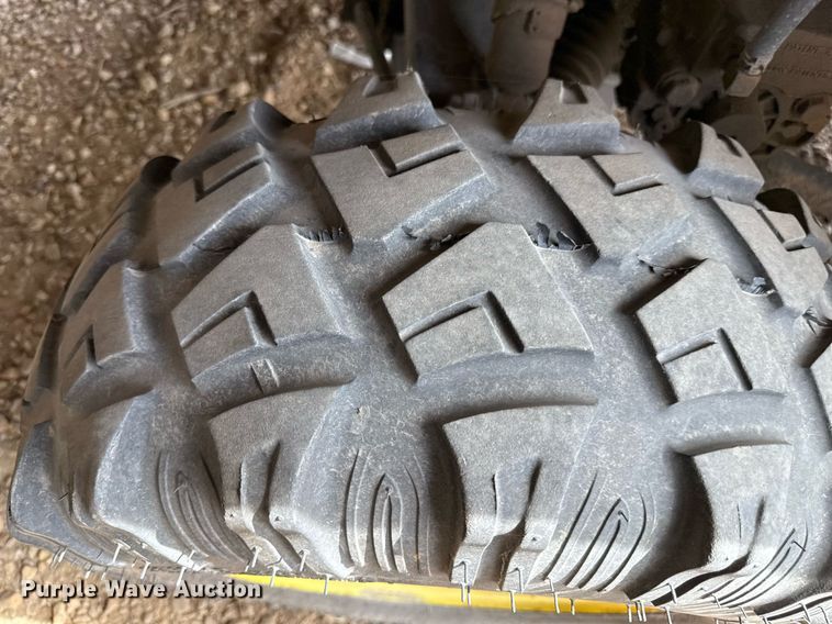 image for item ED4145 2014 John Deere Gator 625I utility vehicle