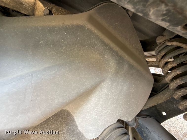 image for item ED4145 2014 John Deere Gator 625I utility vehicle