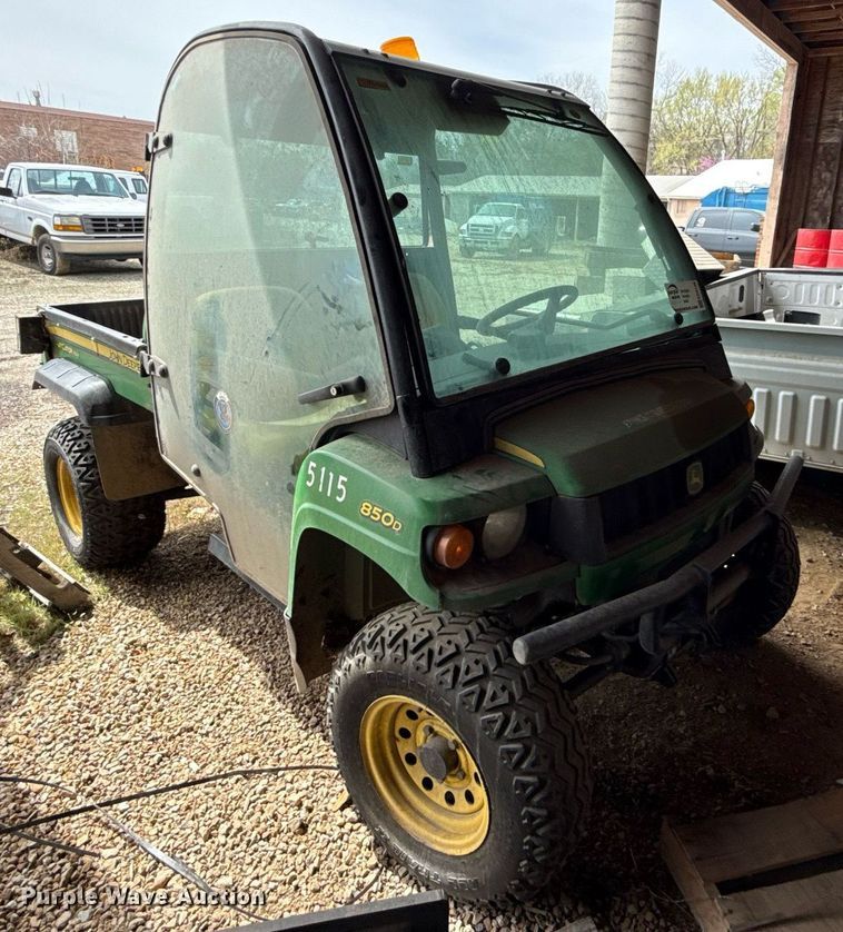image for item ED4146 2008 John Deere Gator 850D utility vehicle