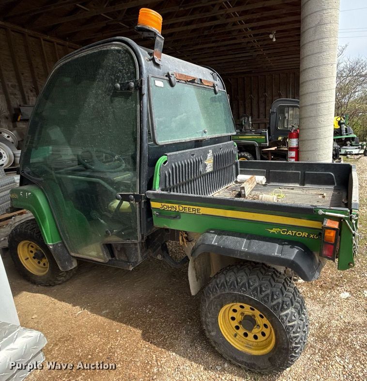 image for item ED4146 2008 John Deere Gator 850D utility vehicle