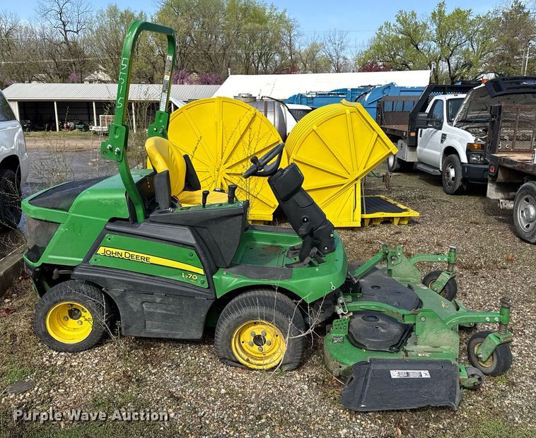 image for item ED4148 John Deere 1570 ZTR lawn mower