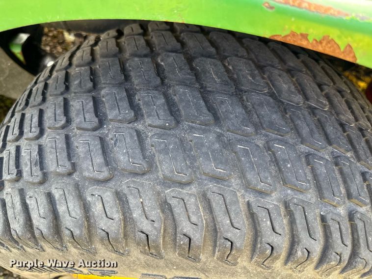 image for item ED4148 John Deere 1570 ZTR lawn mower