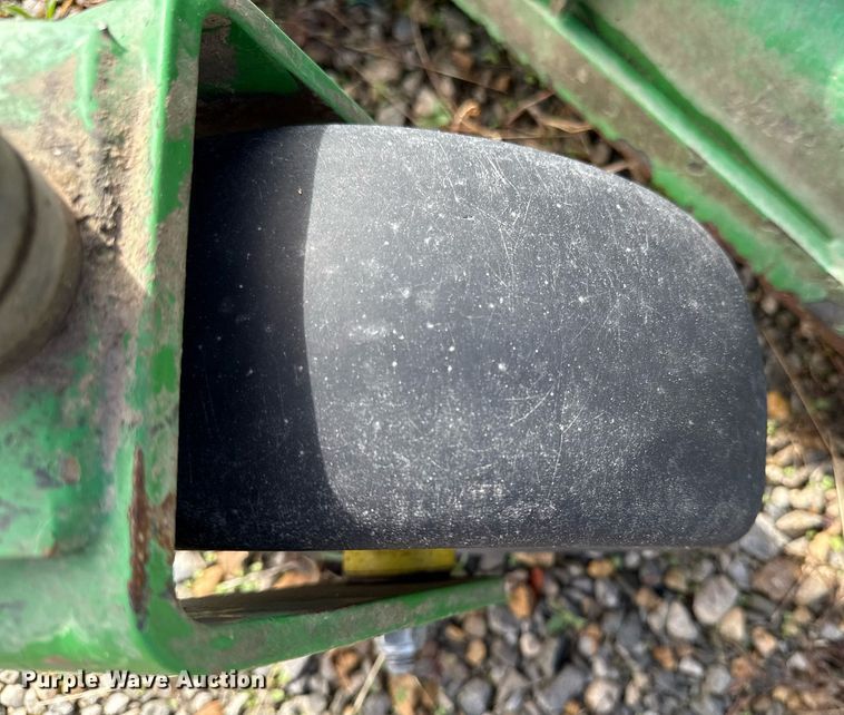 image for item ED4148 John Deere 1570 ZTR lawn mower