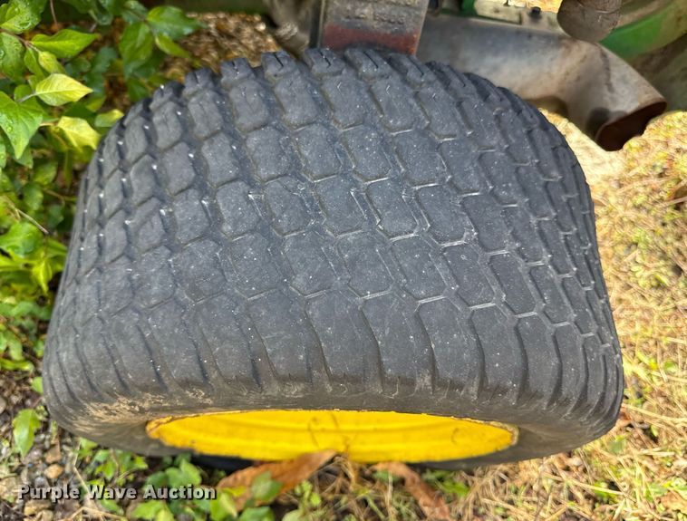 image for item ED4148 John Deere 1570 ZTR lawn mower