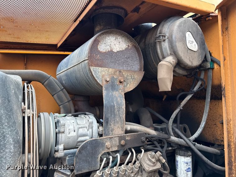 image for item ED4149 2001 Case 621C wheel loader