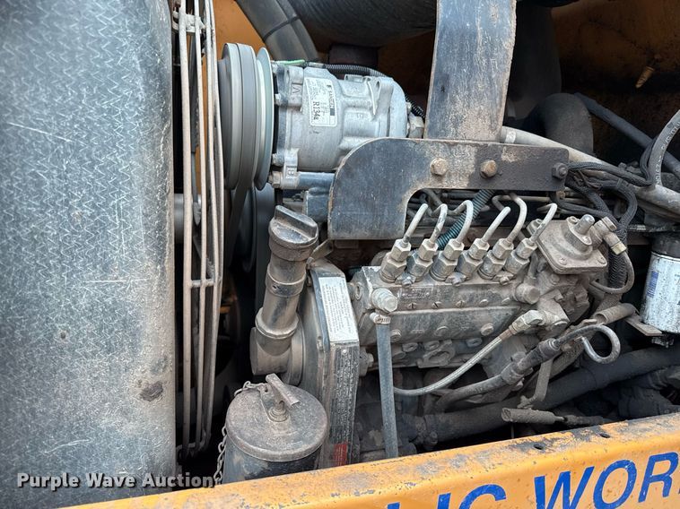 image for item ED4149 2001 Case 621C wheel loader