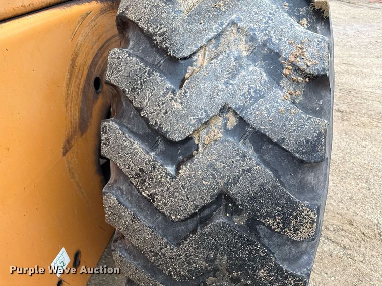 image for item ED4149 2001 Case 621C wheel loader
