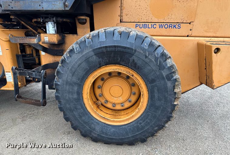 image for item ED4149 2001 Case 621C wheel loader