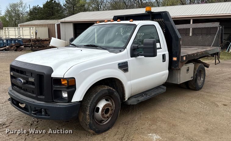 image for item ED4150 2009 Ford F350 Super Duty XL flatbed pickup truck