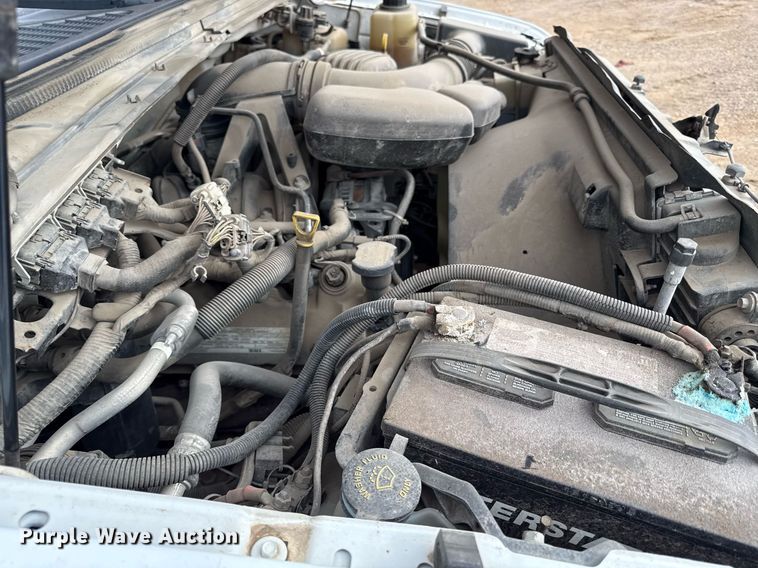 image for item ED4150 2009 Ford F350 Super Duty XL flatbed pickup truck