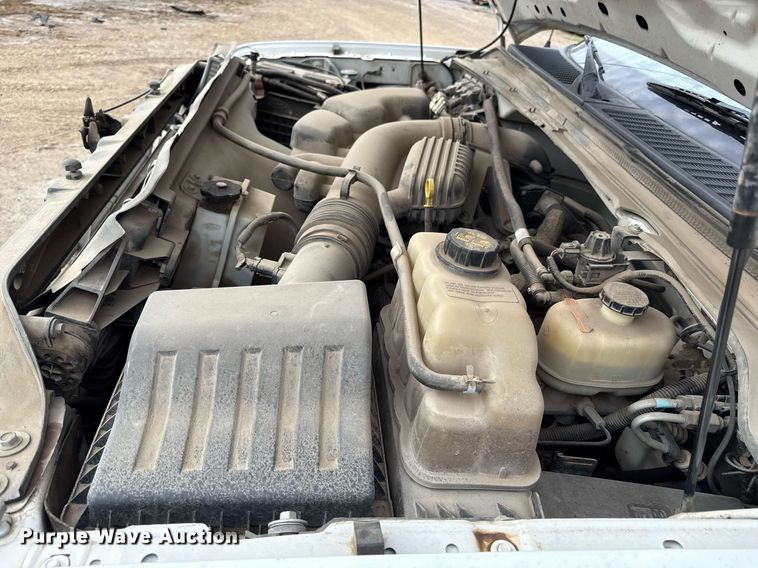 image for item ED4150 2009 Ford F350 Super Duty XL flatbed pickup truck