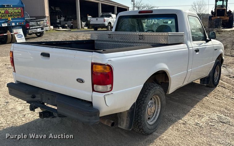 image for item ED4151 1999 Ford Ranger pickup truck