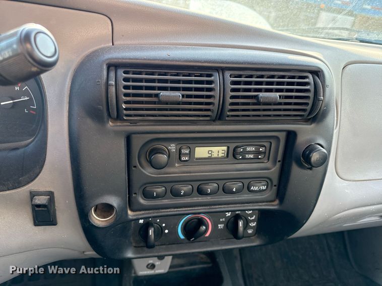 image for item ED4151 1999 Ford Ranger pickup truck