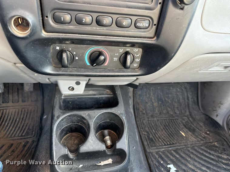 image for item ED4151 1999 Ford Ranger pickup truck