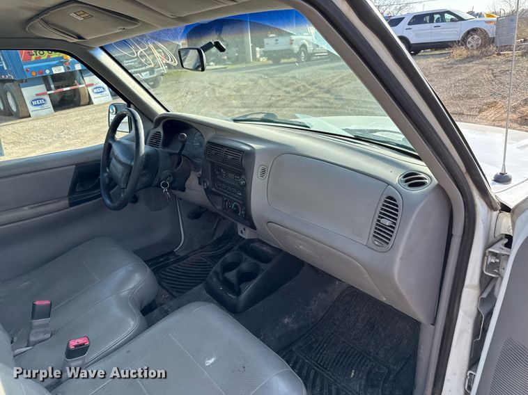 image for item ED4151 1999 Ford Ranger pickup truck