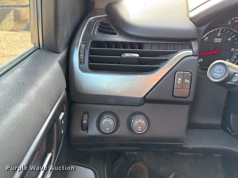 image for item ED4152 2017 Chevrolet Tahoe Police SUV