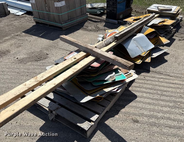 image for item ED4164 Road signs