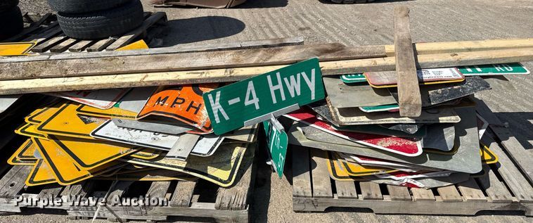 image for item ED4164 Road signs