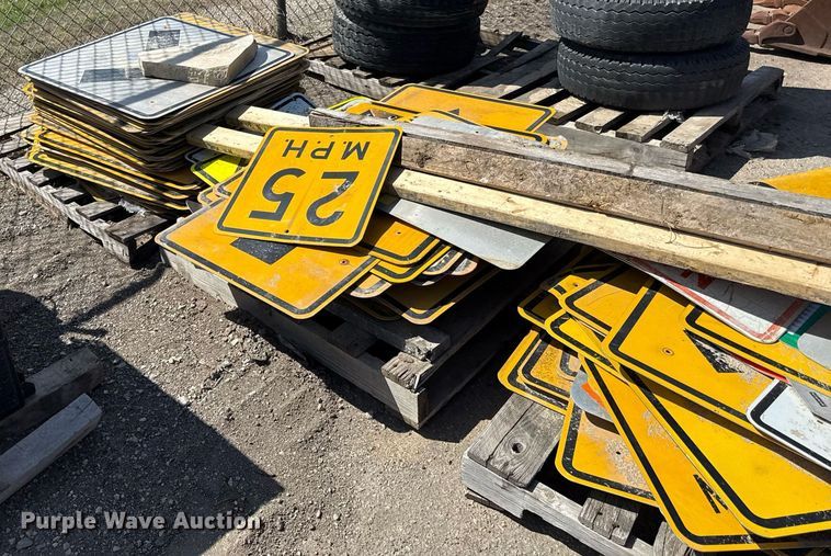 image for item ED4164 Road signs