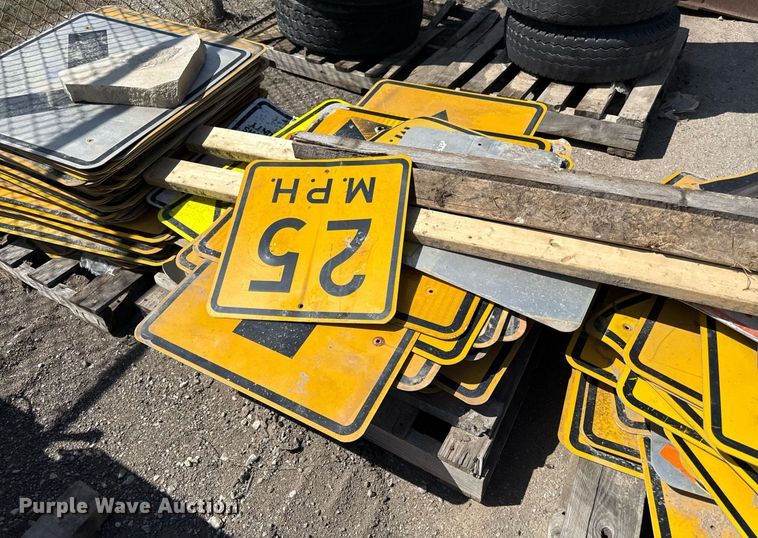 image for item ED4164 Road signs