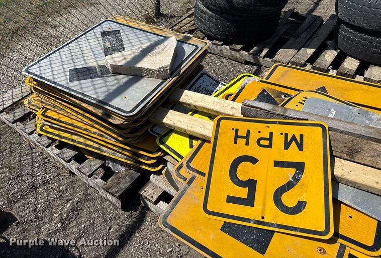 image for item ED4164 Road signs