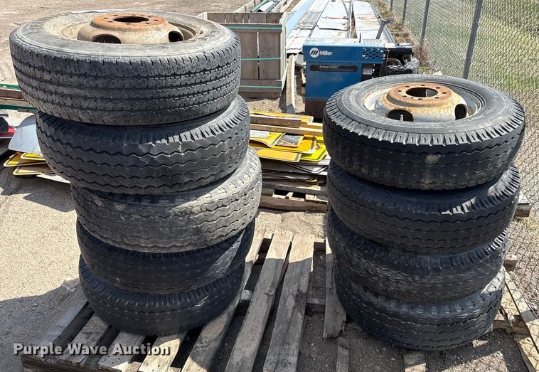 image for item ED4165 Tires and wheels