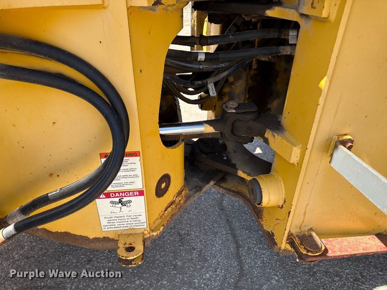 image for item ED4166 2002 Komatsu WA250-3MC wheel loader